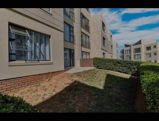 3 BEDROOM PROPERTY TO RENT IN LONEHILL